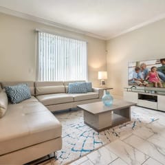 Tranquil Retreat - Serene Getaway