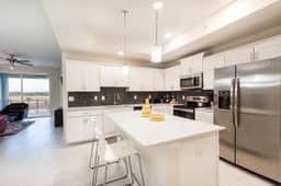 Apartment 3BR Great Location - Super Comfort