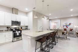 Chic 4 Bedroom at Summerville, Minutes from Disney
