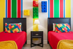 Chic 8BR All Suites with Pool and Game Room