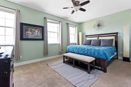 Comfortable Vacation Home up to 10 People