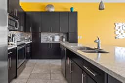 Comfortable Vacation Home up to 10 People