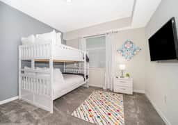 Elegant 2Bed Condo in Storey Lake, Prime Location