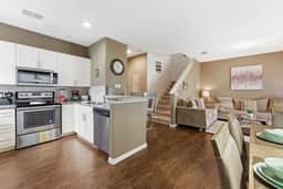 Family 4BR Stay Near Orlando Parks