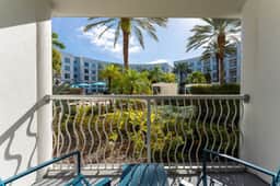 Hotel Apt at Celebration 10 min from Disney
