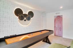 Luxury 7BR Villa, Pool, Spa & Game Room