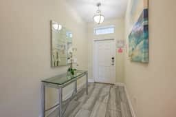 Luxury Storey Lake Retreat - Spacious, Disney-Near