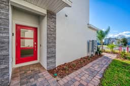 Modern Condo with Mickey Room, a Family Paradise