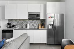 Modern South Beach 2 Bedroom Gem