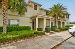 Spacious 4BR Townhome with Pool at Storey Lake
