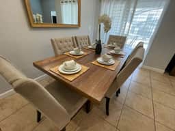 Storey Lake 4BR Retreat, Private Pool, Sleeps 10