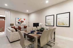 Stylish 4Bed Townhome at Summerville Near Disney