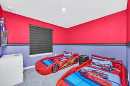 Stylish 5BR Home with Mickey & Cars Rooms