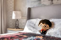 Stylish 5BR Home with Themed Bedrooms