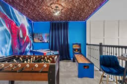 Stylish 5BR Home with Themed Bedrooms