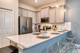 Stylish Golf View Condo, Absolutely Amazing
