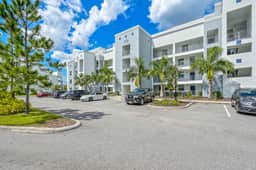 Superb, Spacious Condo, Prime Resort!