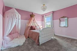 Themed 7Bedroom and Pool 18 guests
