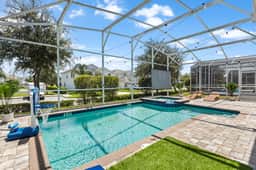 The Power-Up Palace, 9 beds, private pool