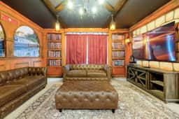 Dream Family Escape, Pool and Themed Rooms - Image 4