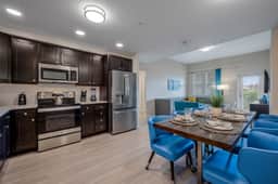 Spacious 3BR, Near Parks and Convention Center - Image 2