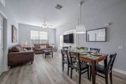 Spacious 3BR in Prime Orlando Location - Image 2