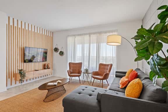 Beautiful & Spacious 3-Bed Condo Champions Gate - Image 1