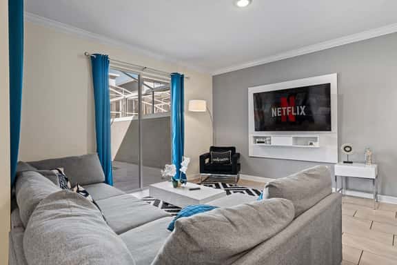 Champions Gate Oasis, 4BR Vacation Haven - Image 1