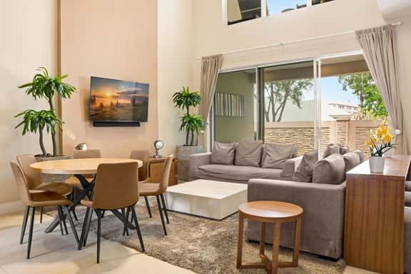 Chic 3BR Retreat, Patio with BBQ, all suites - Image 1