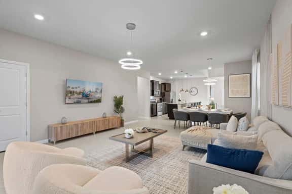 Chic 7Bed with private pool, theme bedrooms - Image 1
