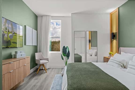 Modern 5BR Near Disney, Private Pool - Image 1