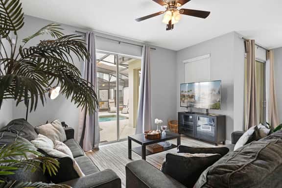 Spacious 4BR Townhome with Pool at Storey Lake - Image 1