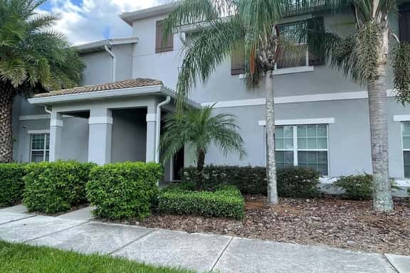 Storey Lake 4BR Retreat, Private Pool, Sleeps 10 - Image 1