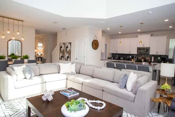 Stunning 5BR Home - Your Dream Getaway - Image 1