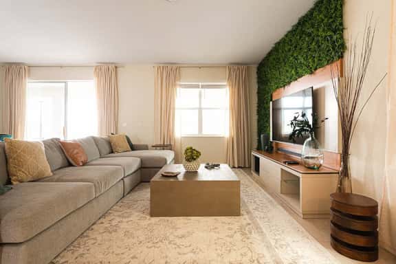 Themed 7Bedroom and Pool 18 guests - Image 1