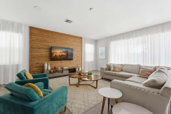 Upscale 9BR Stay with Pool and Themed Rooms - Image 1