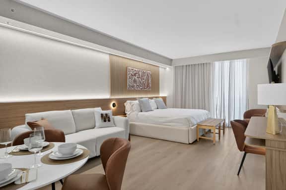 Luxury Beachfront Escape, Sunny Isles - Image 1