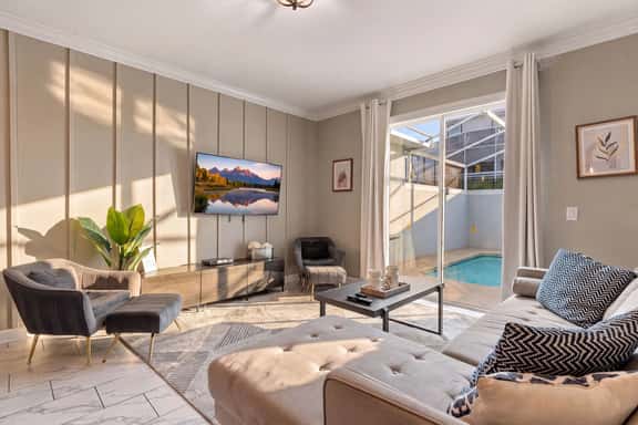 Magical Getaway with Private Pool, Top location - Image 1