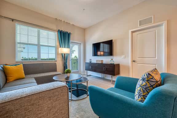 Cozy 2BR condo, Comfort and Prime Location - Image 1
