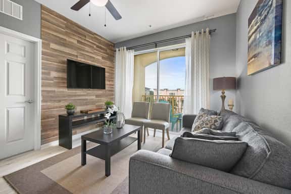 3BR Condo, Amazing Orlando Location, Sleeps 6 - Image 1
