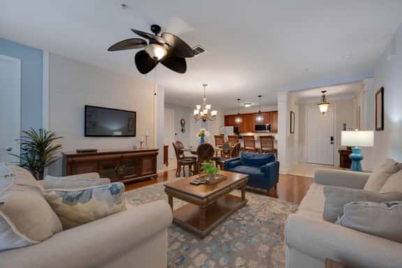 Orlando at Your Doorstep, 3BR condo, Sleeps 8 - Image 1