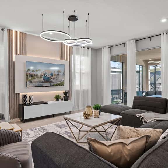 Amazing 6Bed Home in Solara, Fun for All - Image 1