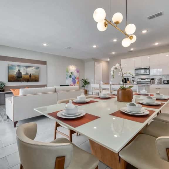 Beautiful spacious home for best Disney vacation - Image 1