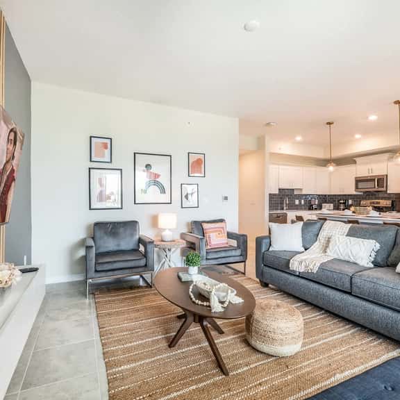 Chic 2Bed Condo at Storey Lake, Mickey Room - Image 1