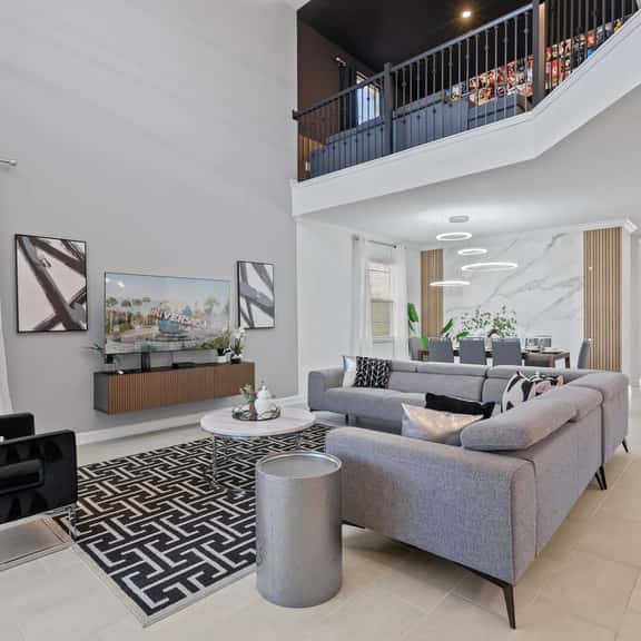 Chic 5Bed Retreat, Perfect for Family Getaways - Image 1