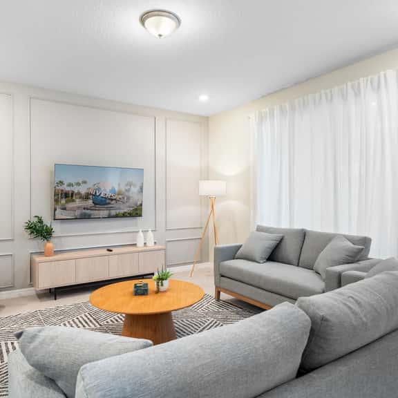Chic Home, Game Room, Themed Beds - Image 1