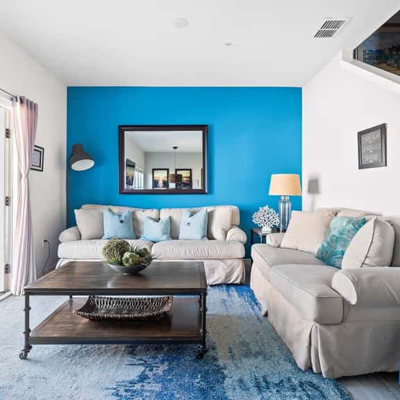 Cozy 4BR Retreat Near Orlando Attractions - Image 1