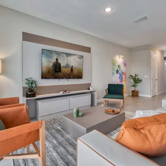 Luxury 5 bedroom home, 10 minutes from Disney - Image 1
