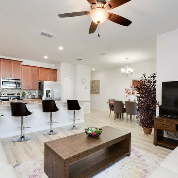 Private Pool, Prime Location, Beautiful Home - Image 1
