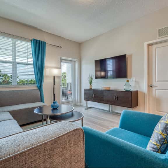 Stay Close to the Action, Spacious 3BR, Sleeps 8 - Image 1